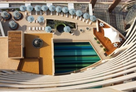 Hotel Missoni Pool deck