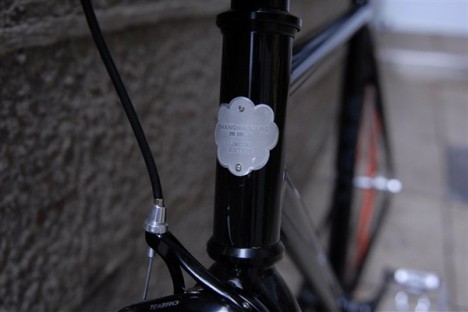 Shanghai Tang Bicycle embossed plate Shanghai Tang Bicycle embossed plate