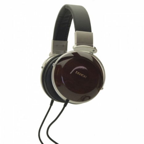 Denon AH-D7000 headphones