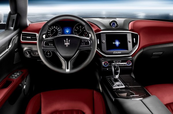 Maserati Ghibli interior