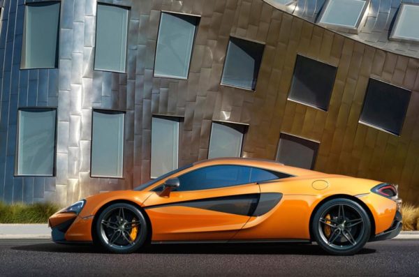 McLaren 570S Coupe interior