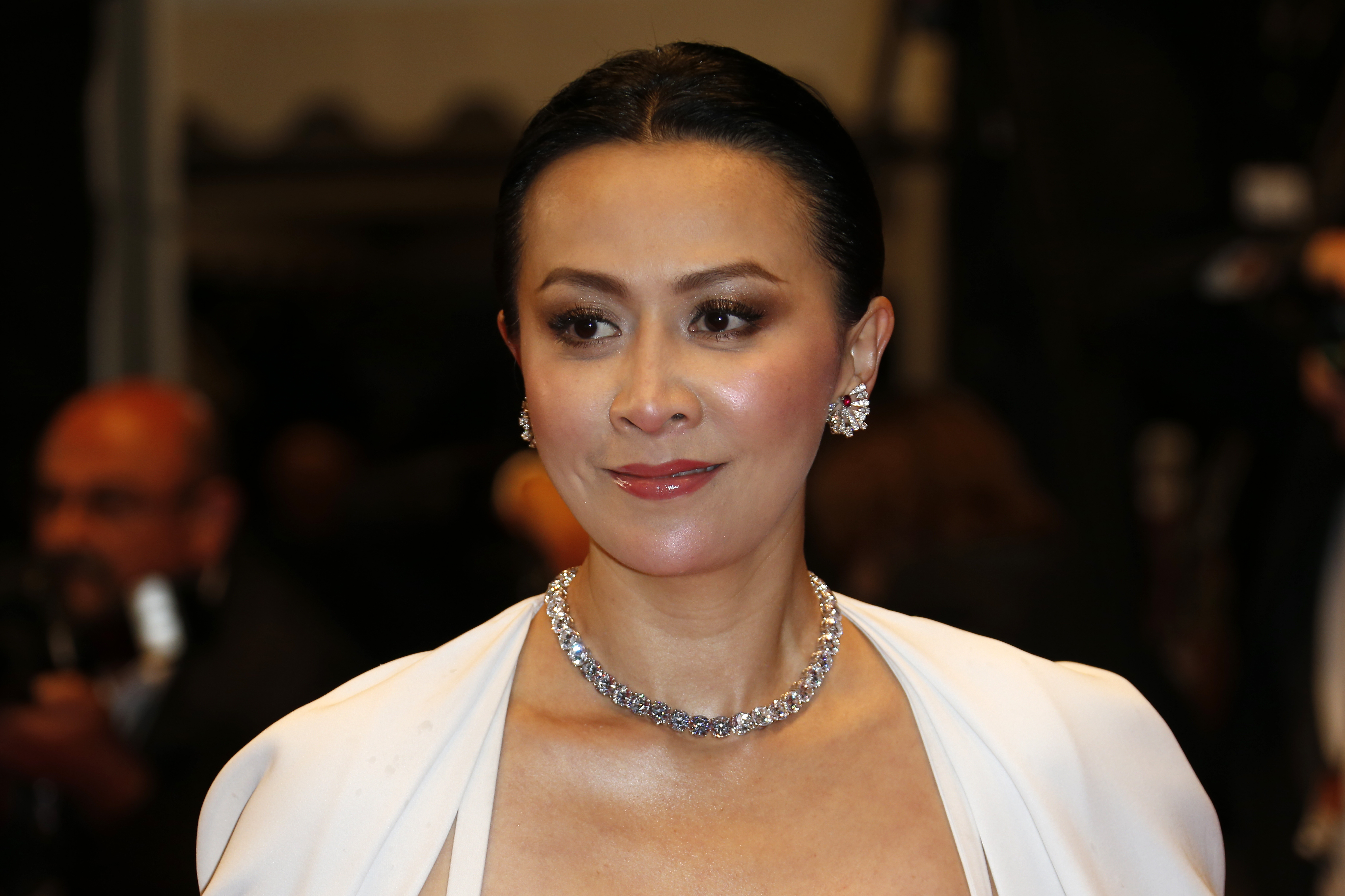 Carina Lau - LUXUO