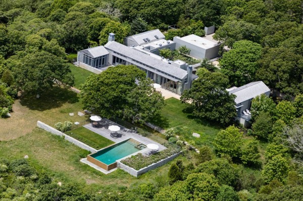 Chilmark luxury property