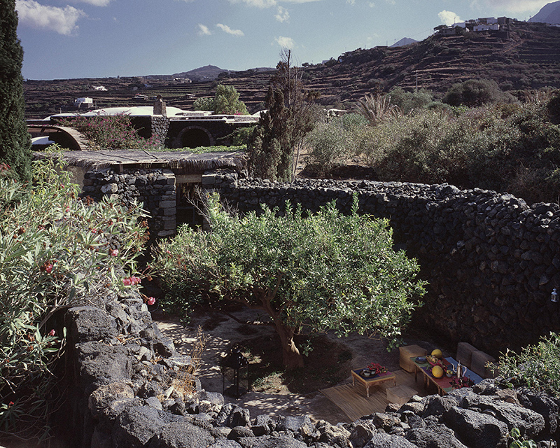 Giorgio-Armani-Pantelleria-2