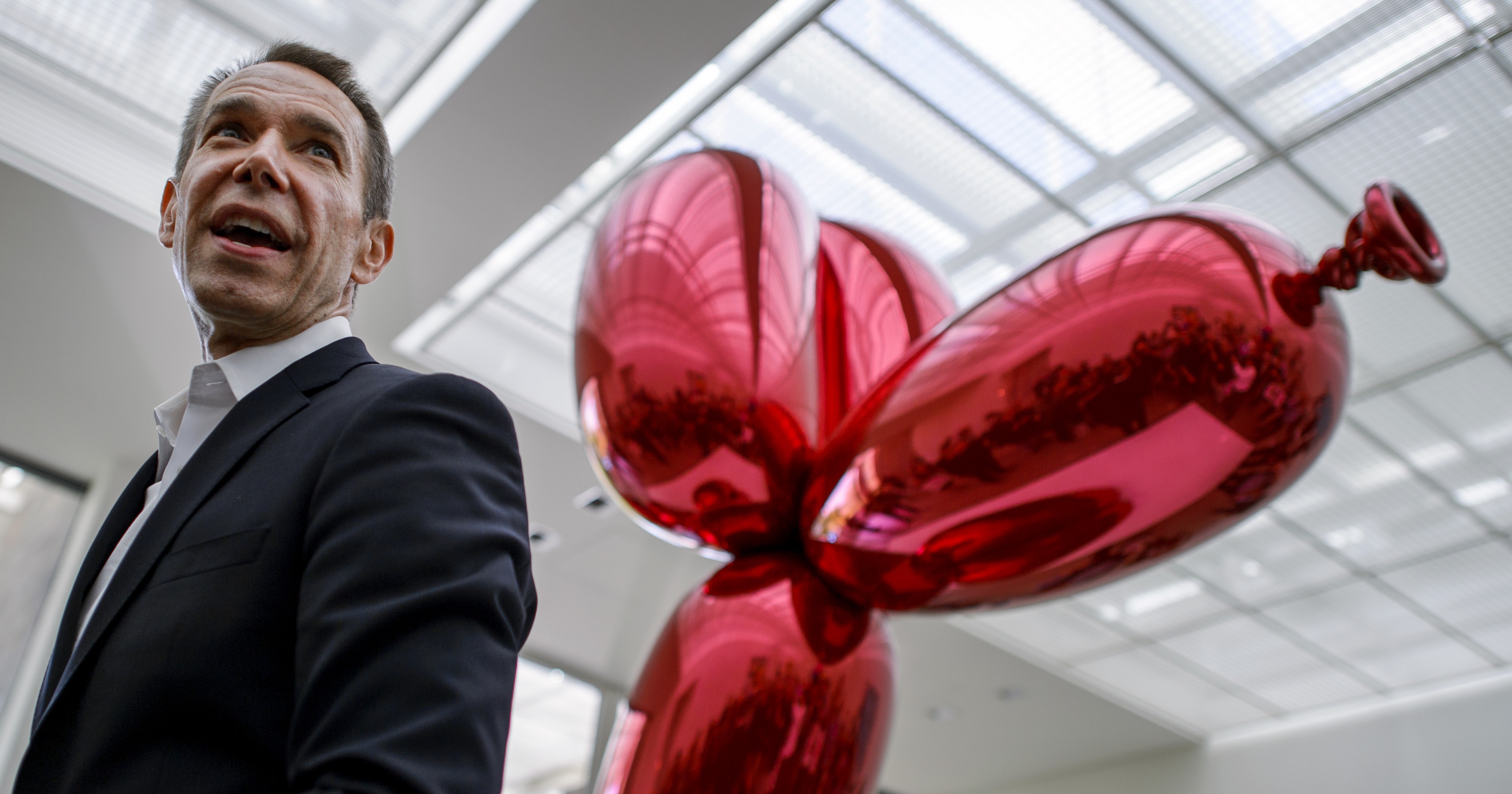 Jeff Koons Sculpture for Paris Terror Attack Victims