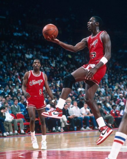 michael jordan playing in jordan 1