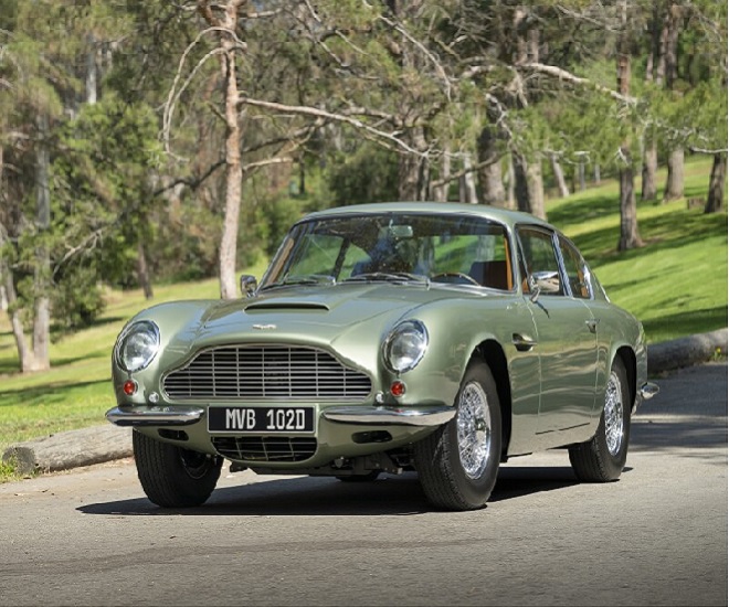 Classic Sports Cars as Investment Assets: Record Sales and Market Dynamics
