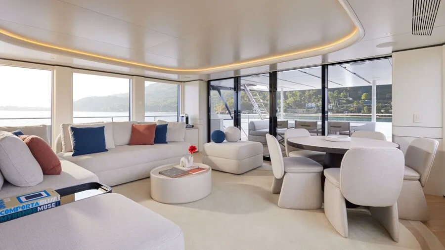 Van der Valk’s One completes sea trials 4 5 Bridge deck lounge 01 VANDERVALK 34M tri deck.jpg