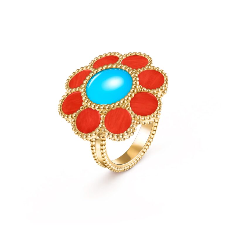 9 Elegant Turquoise Jewelry Items to Elevate Your Assortment 8 vancleefring1