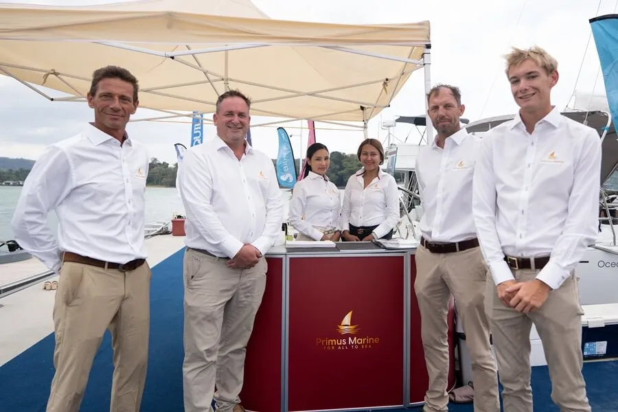 Howard Prime (second left) and Primus Marine colleagues