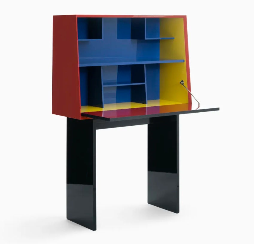 Porro Linea writing desk