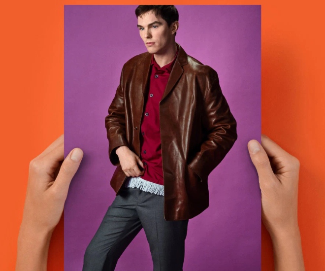 Prada’s Spring/Summer season ’26 Marketing campaign Turns the Digital camera Again on the Viewer Prada’s Spring/Summer season ’26 Marketing campaign Turns the Digital camera Again on the Viewer