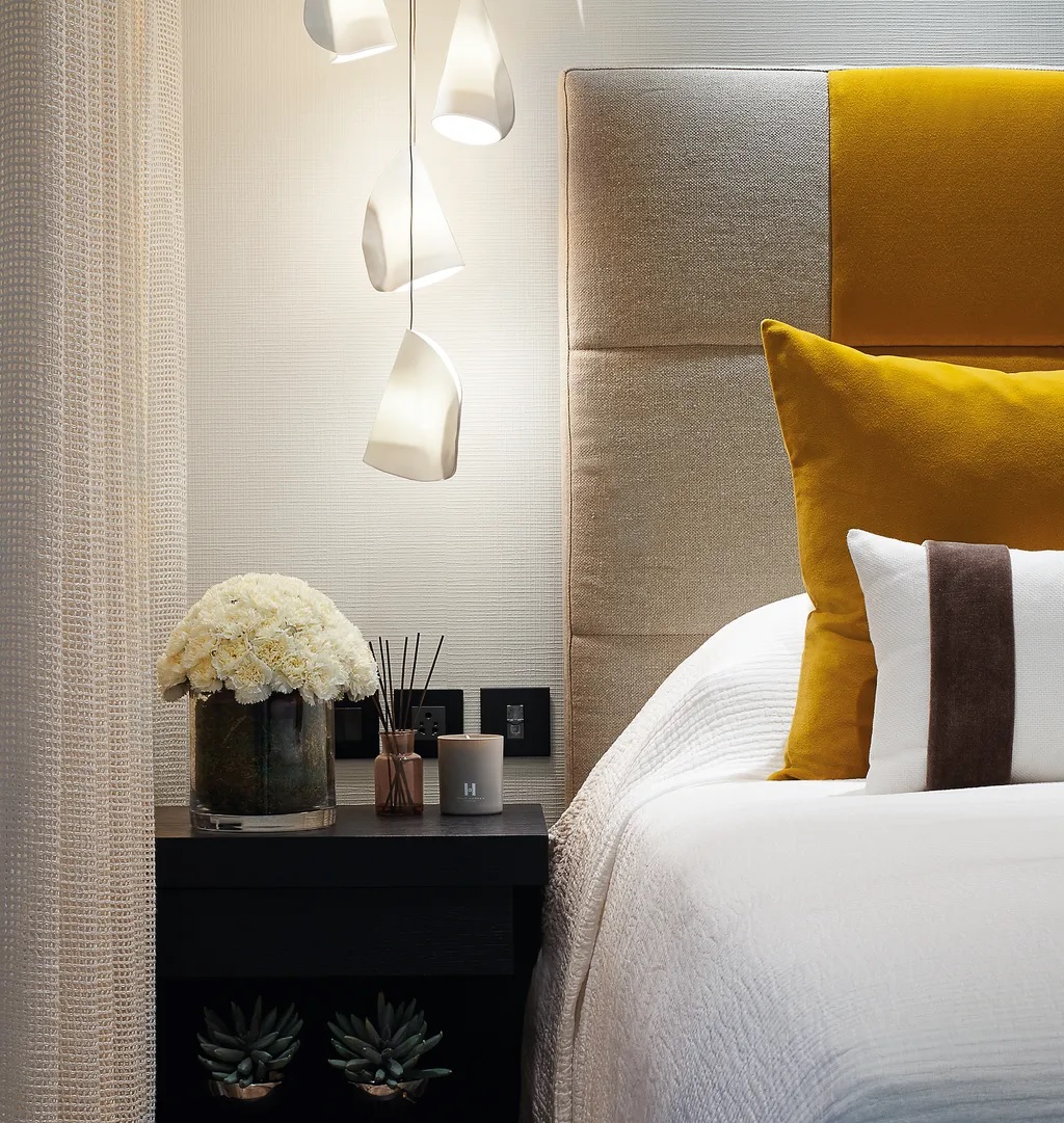 Kelly Hoppen, www.kellyhoppeninteriors.com