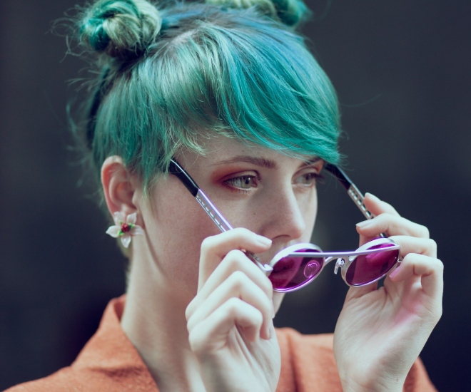 How to Wear Emerald Green: Ideas for Bold and Stylish Looks