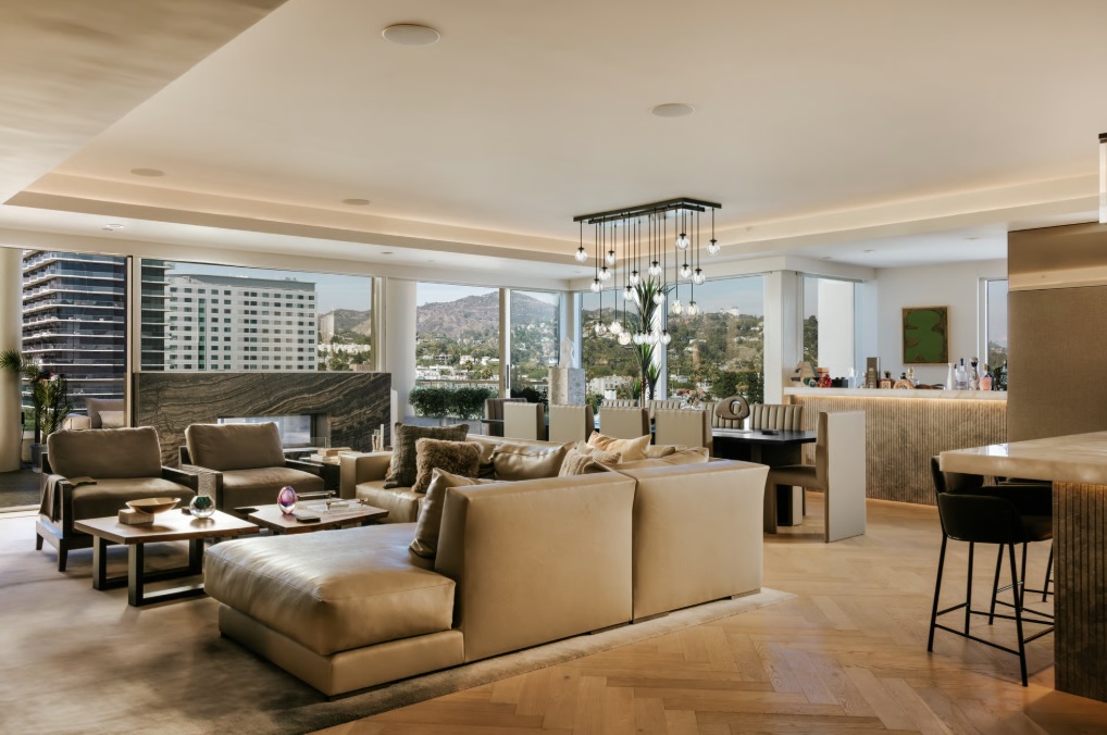 Unidad 14A en 6250 Hollywood Boulevard, Christiesresocal.com